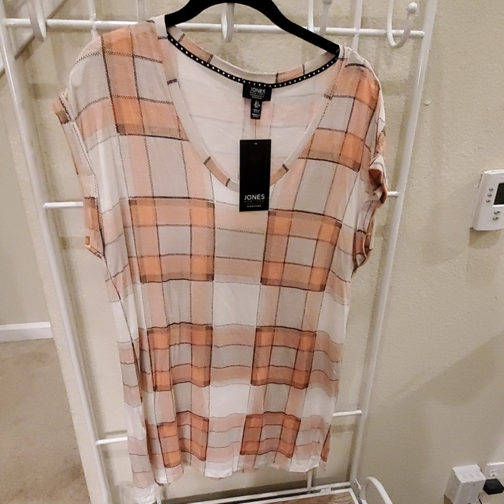 Plaid top
